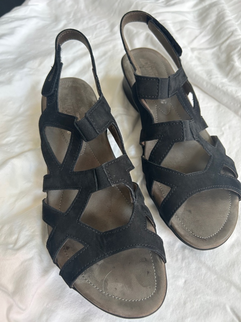 Mephisto Women's Black Suede Geometric Cutout Slingback Sandals